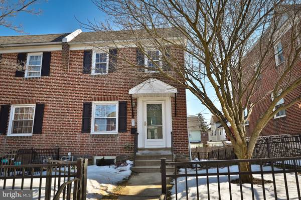 4044 REDDEN RD, Drexel Hill, PA 19026