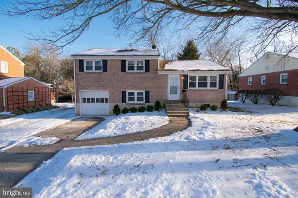 23 FERNCLIFF RD, Newark, DE 19711