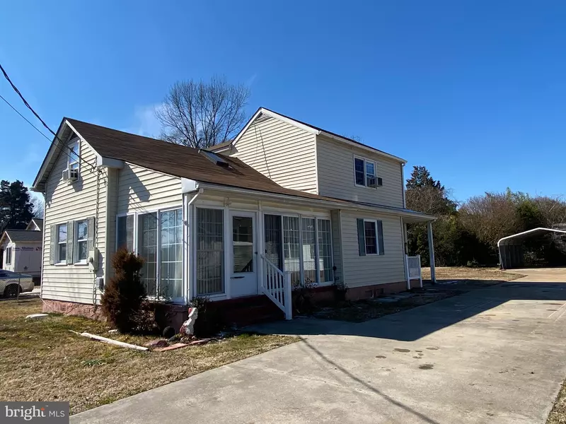 103 1ST ST, Colonial Beach, VA 22443