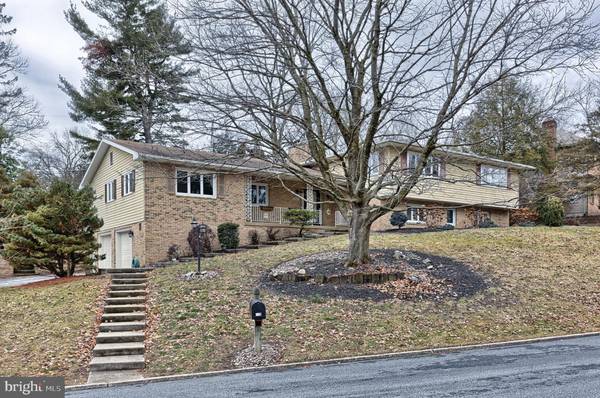 730 VISTA DR, Camp Hill, PA 17011