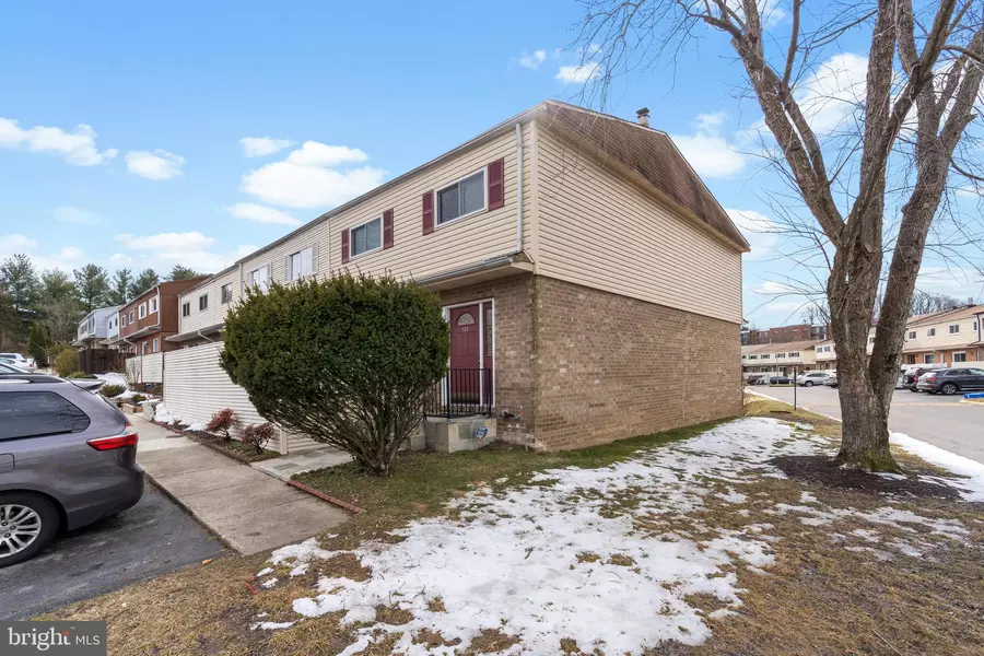 122 WINDBLOWN CT, Baltimore, MD 21209