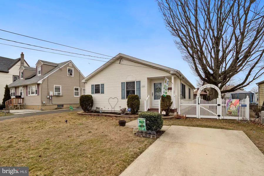 204 BILLINGS AVE, Paulsboro, NJ 08066