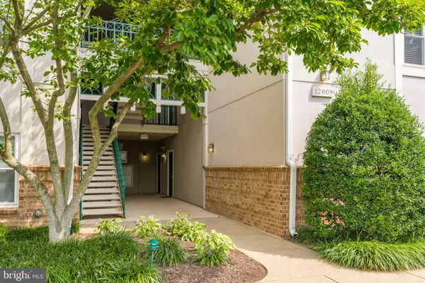 Reston, VA 20190,12009 TALIESIN PL #23