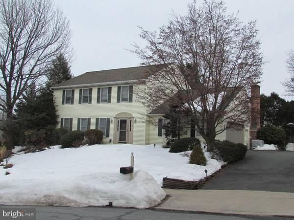 228 NEW CASTLE DR, Reading, PA 19607