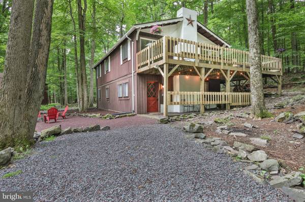 1827 STAG RUN, Pocono Lake, PA 18347