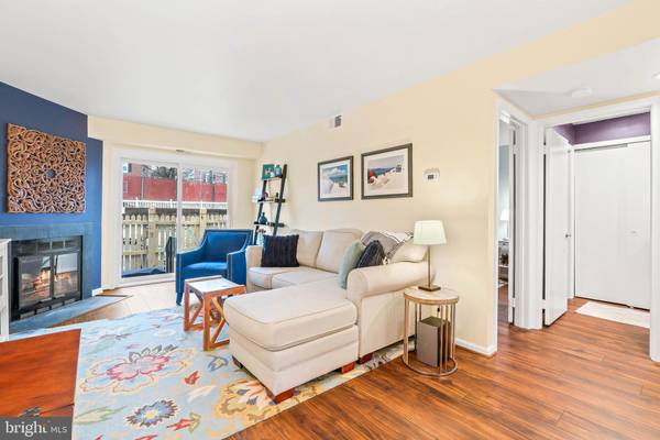 Arlington, VA 22206,2809-D S WOODROW ST #1