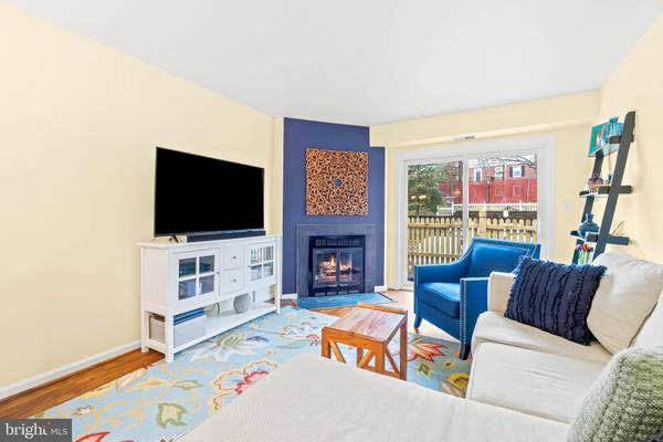 Arlington, VA 22206,2809-D S WOODROW ST #1