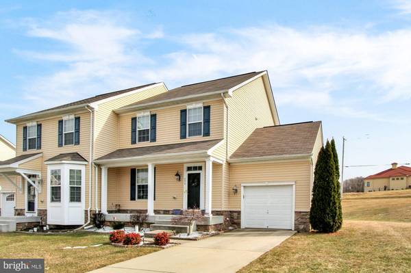 Seven Valleys, PA 17360,573 LAKE REDMAN CT