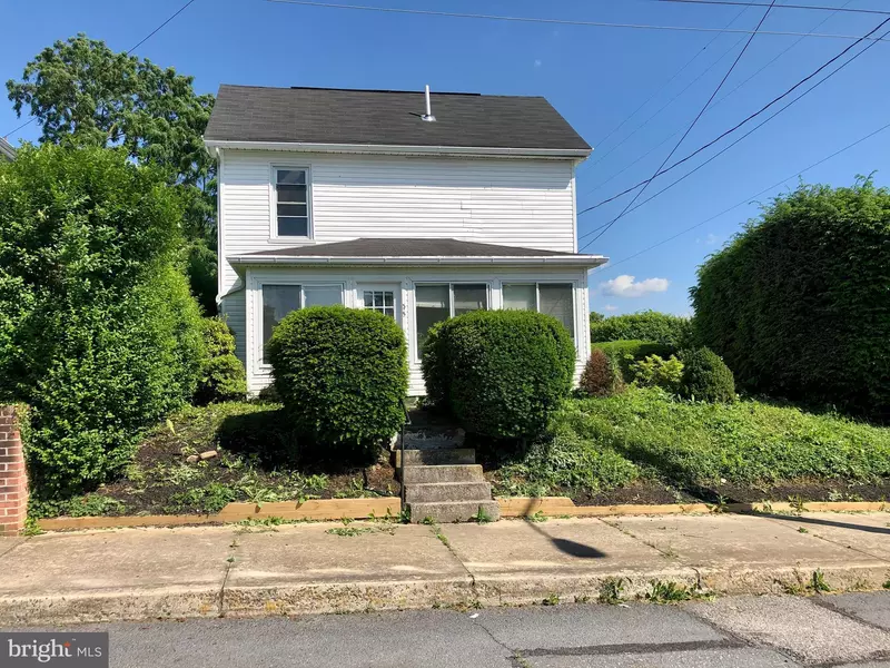 315 PARK ST, Waynesboro, PA 17268