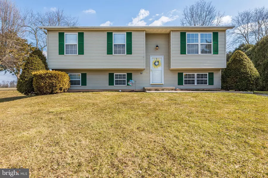 3 STARBOARD CT, Taneytown, MD 21787