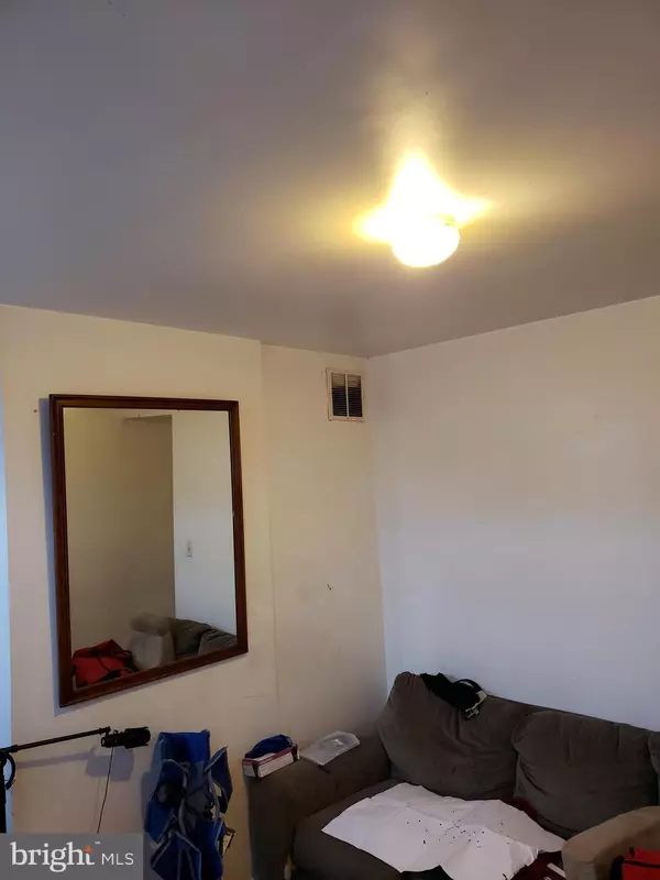 Baltimore, MD 21217,2015 CLIFTON AVE