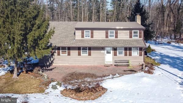 2243 BROOMSTICK RD, Green Lane, PA 18054