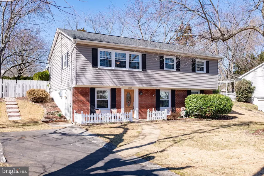 6102 LARKSPUR DR, Alexandria, VA 22310