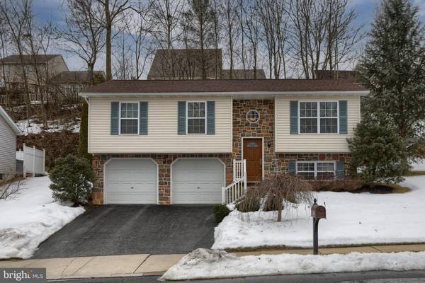 Hummelstown, PA 17036,47 SWEET ARROW DR