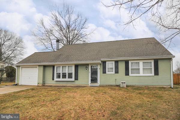 5 BERKSHIRE RD, Westampton, NJ 08060