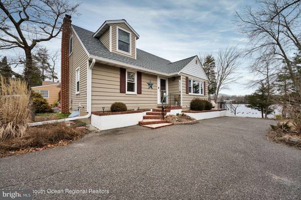 1800 LAKESIDE DR S, Forked River, NJ 08731