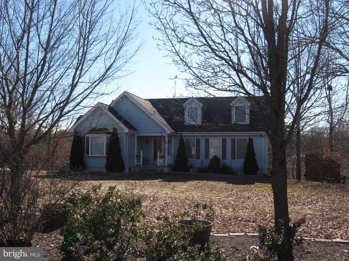 Hedgesville, WV 25427,55 EDITH LN