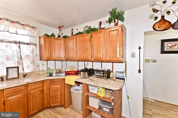 Baltimore, MD 21207,2015 OAK DR