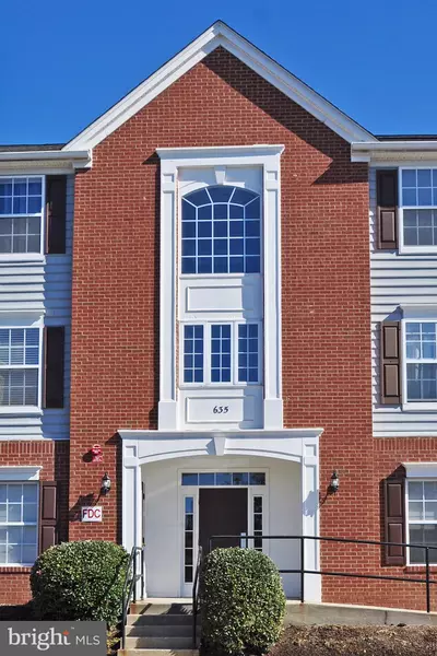 635 CONSTELLATION SQ SE #D, Leesburg, VA 20175