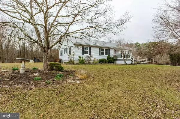 448 MOUNTAIN LAUREL DR, Berkeley Springs, WV 25411