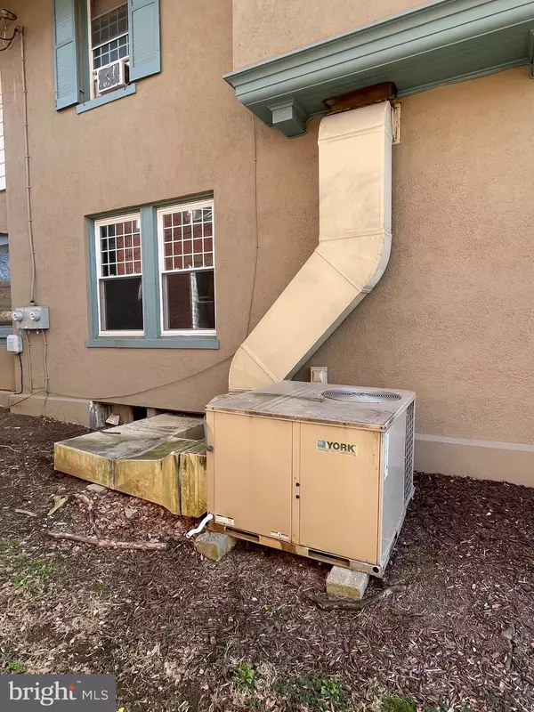 York, PA 17403,823 S GEORGE ST