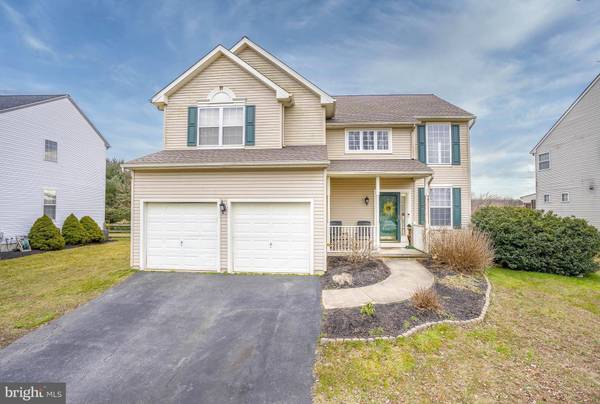 Bear, DE 19701,37 FORSYTHIA LN