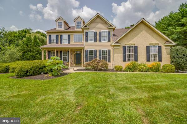 211 FALCON DR, Kennett Square, PA 19348