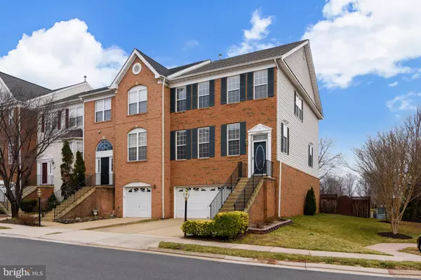 Ashburn, VA 20147,21486 TROWBRIDGE SQ