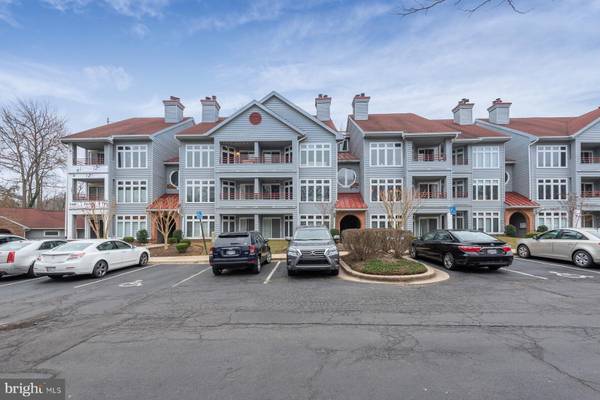 1144 LAKE HERON DR #3B, Annapolis, MD 21403