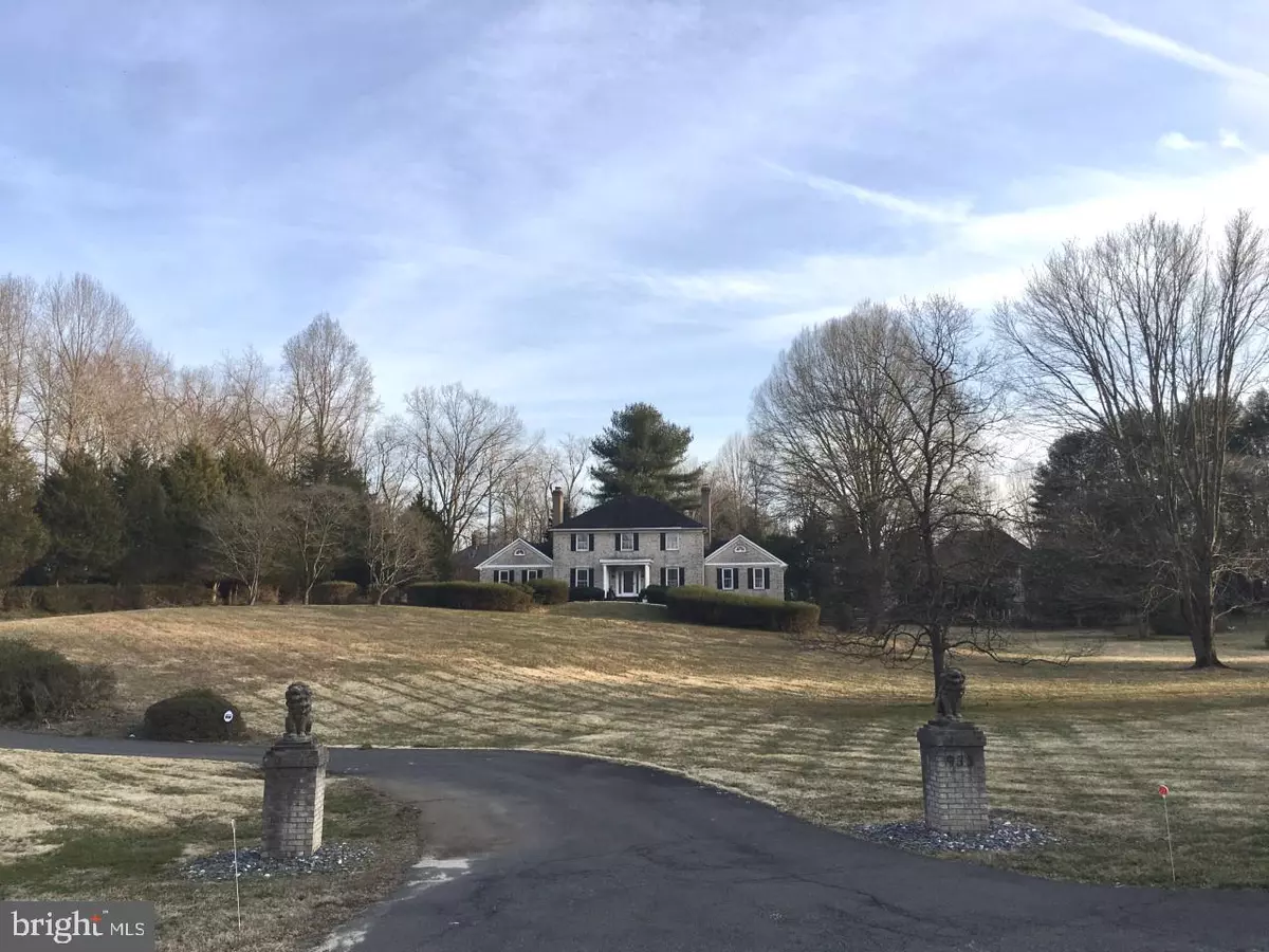 Mclean, VA 22102,933 TOWLSTON RD