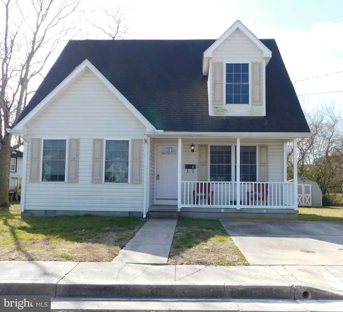 Delmar, DE 19940,4 W GROVE ST