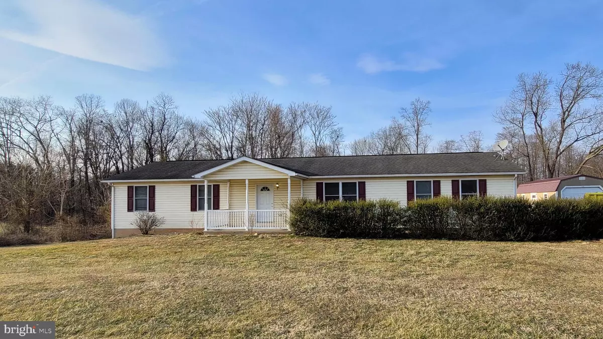 Hedgesville, WV 25427,318 FULTON RD