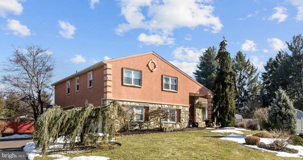 3925 HAWK CIR, Huntingdon Valley, PA 19006