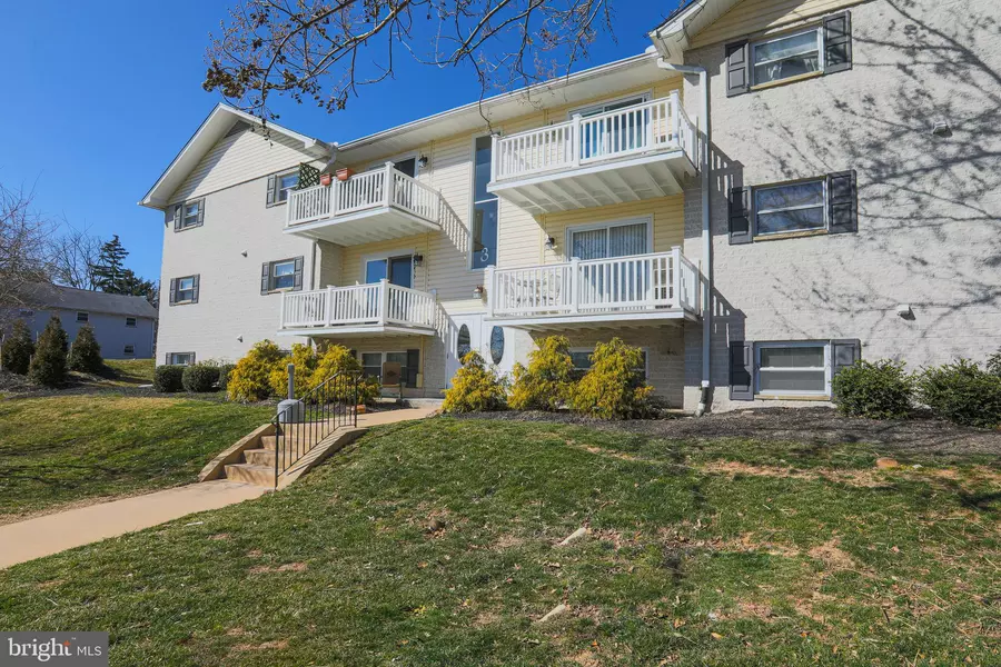 3 WARREN LODGE CT #2-A, Cockeysville, MD 21030