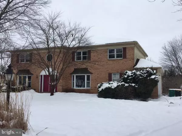 806 HECKLER HOLLOW CT, Doylestown, PA 18901