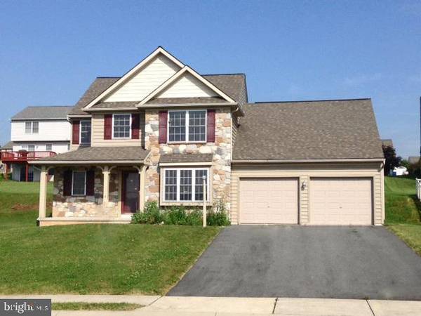 270 TORREY PINES DR, Mount Wolf, PA 17347