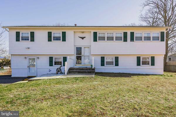 837 TUDOR CT, Toms River, NJ 08753