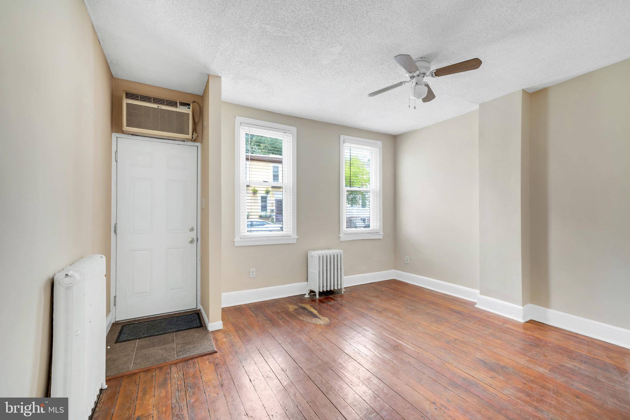 Philadelphia, PA 19129,3446 CRAWFORD ST