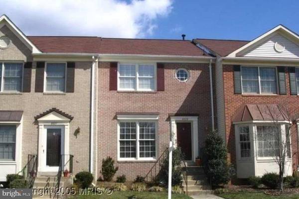 8039 SKY BLUE DR, Alexandria, VA 22315