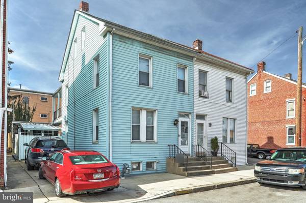 York, PA 17401,452 JUNIPER ST