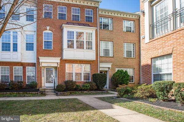 2339 HUNTINGTON STATION CT, Alexandria, VA 22303