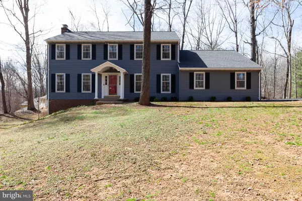 Warrenton, VA 20187,7416 CEDAR RUN DR