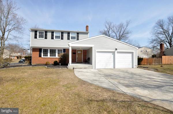 215 RABBIT RUN RD, Cherry Hill, NJ 08003