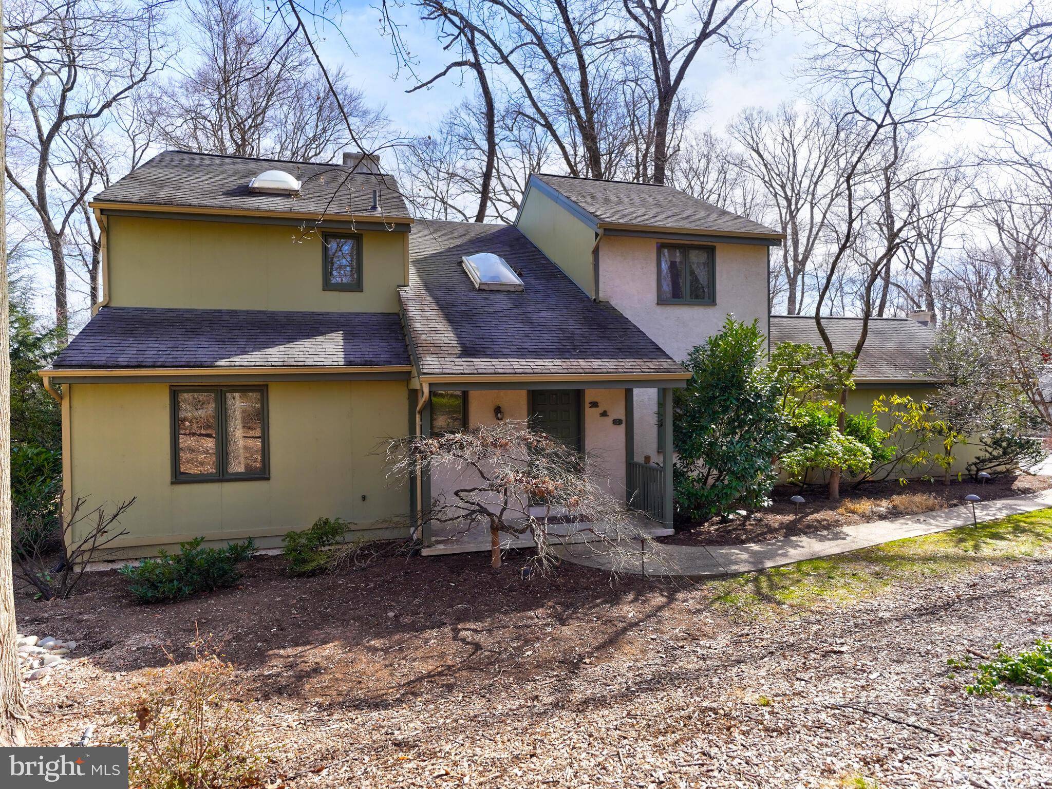 Paoli, PA 19301,218 PHEASANT RUN DR