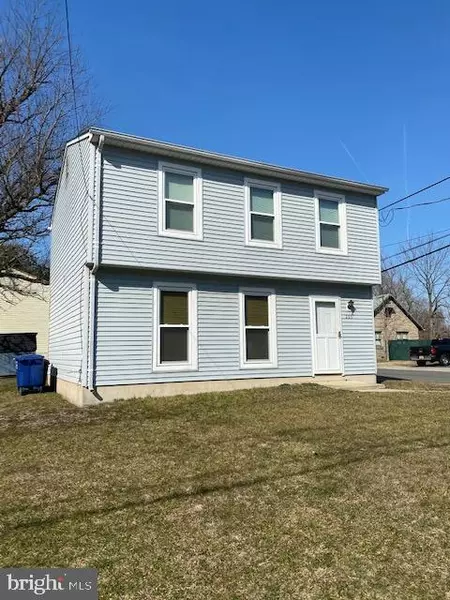 205 E MAIN ST, Wrightstown, NJ 08562