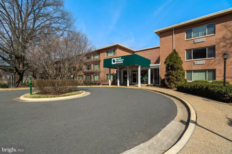 10570 MAIN ST #411, Fairfax, VA 22030