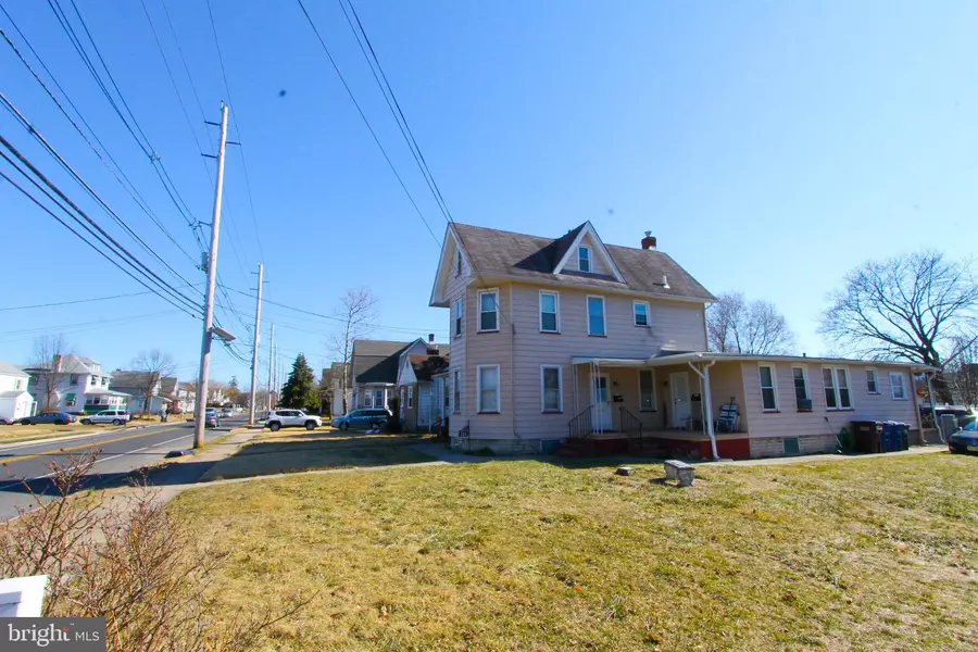 526 S FAIRVIEW ST, Riverside, NJ 08075