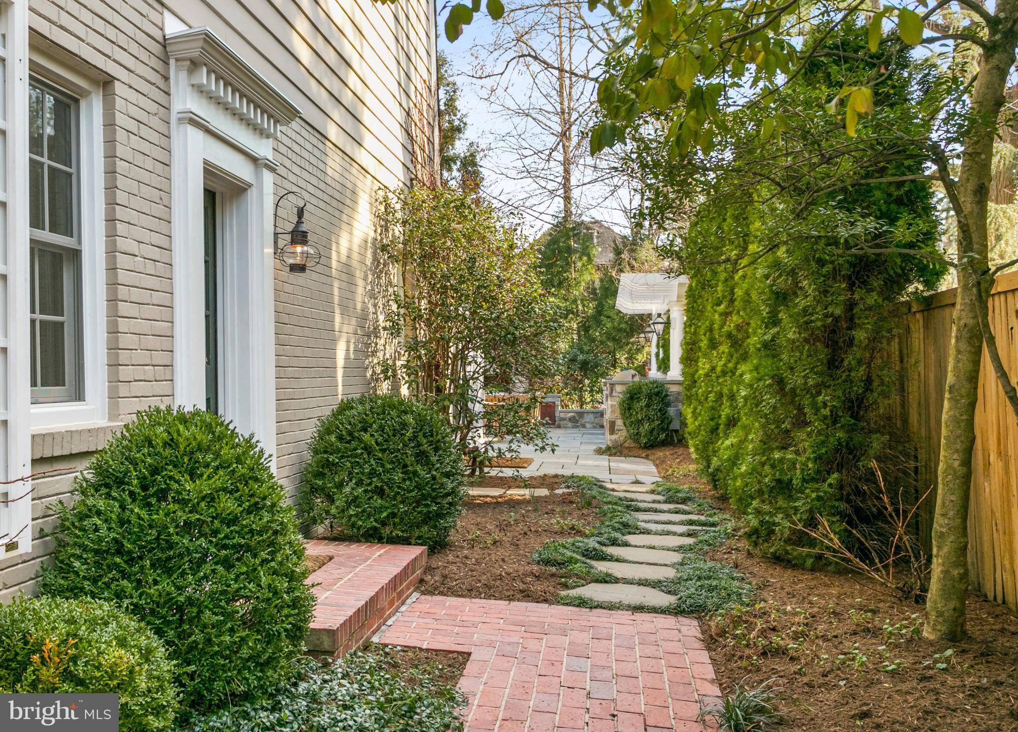 3314 ORDWAY ST NW, Washington, DC 20008