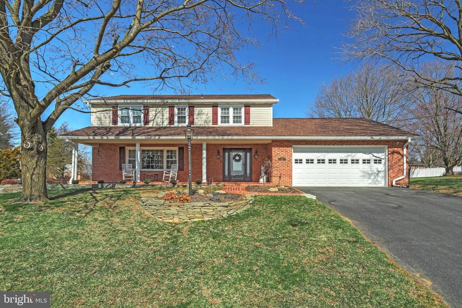 101 E KING ST, Dallastown, PA 17313