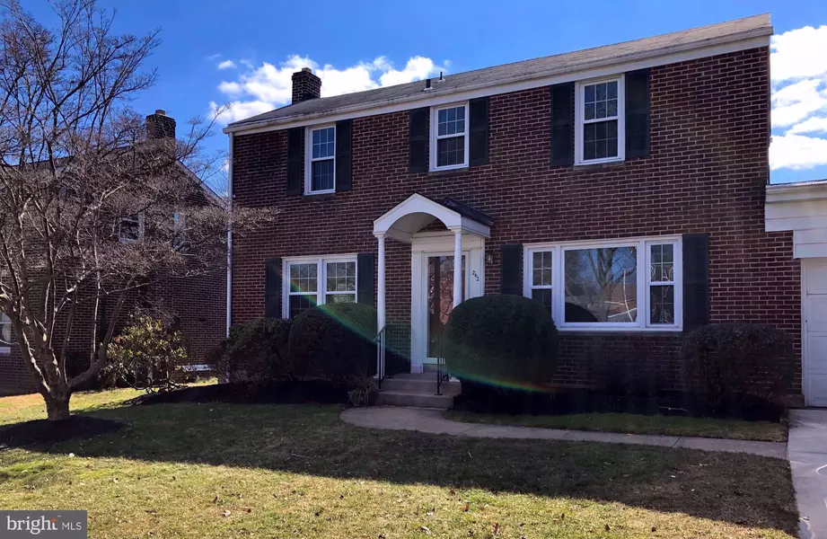 242 POTOMAC RD, Wilmington, DE 19803